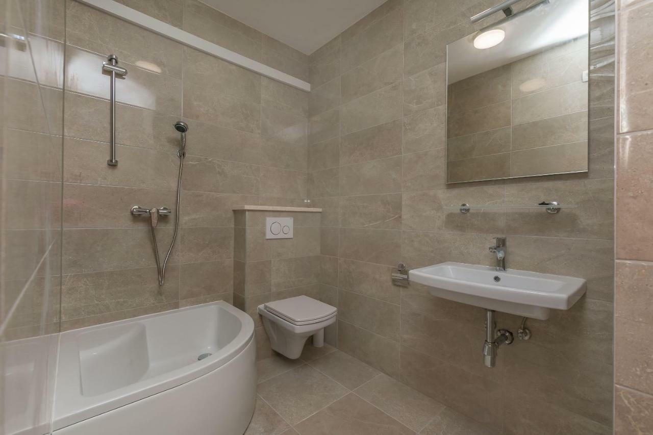 Apartments Danolic 2 Писак Екстер'єр фото